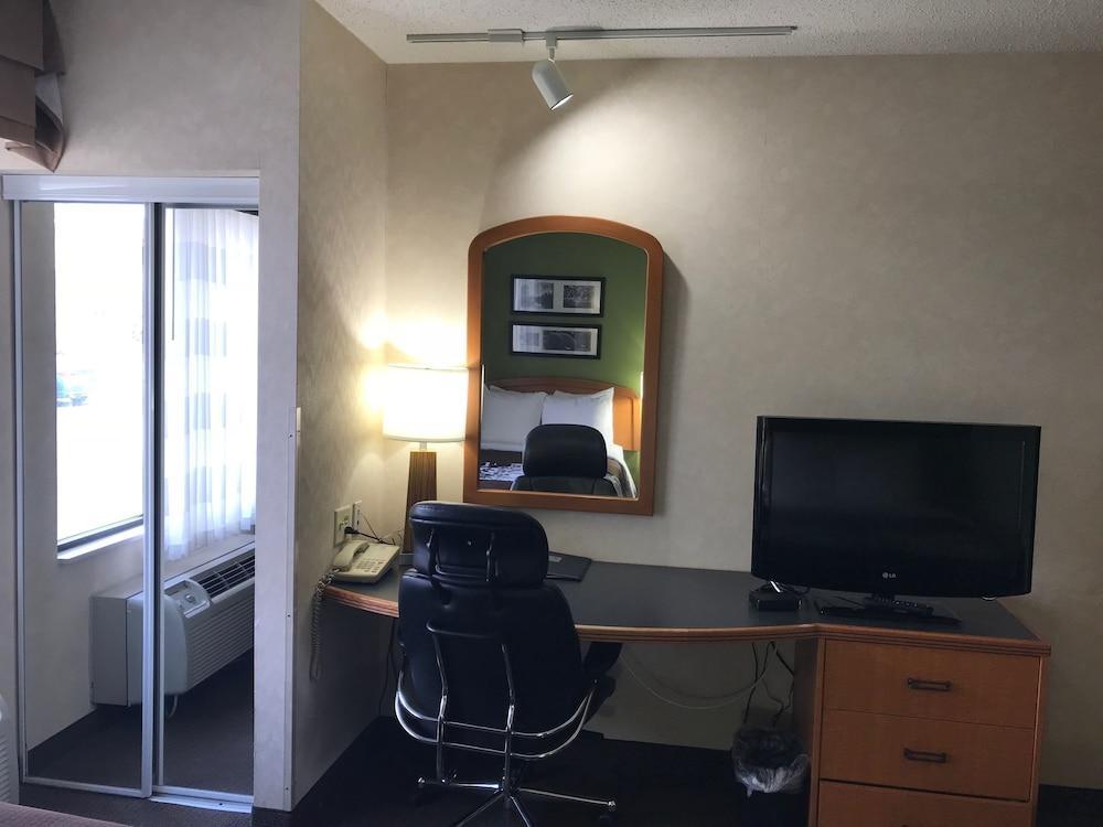 Sleep Inn & Suites Bensalem Dış mekan fotoğraf