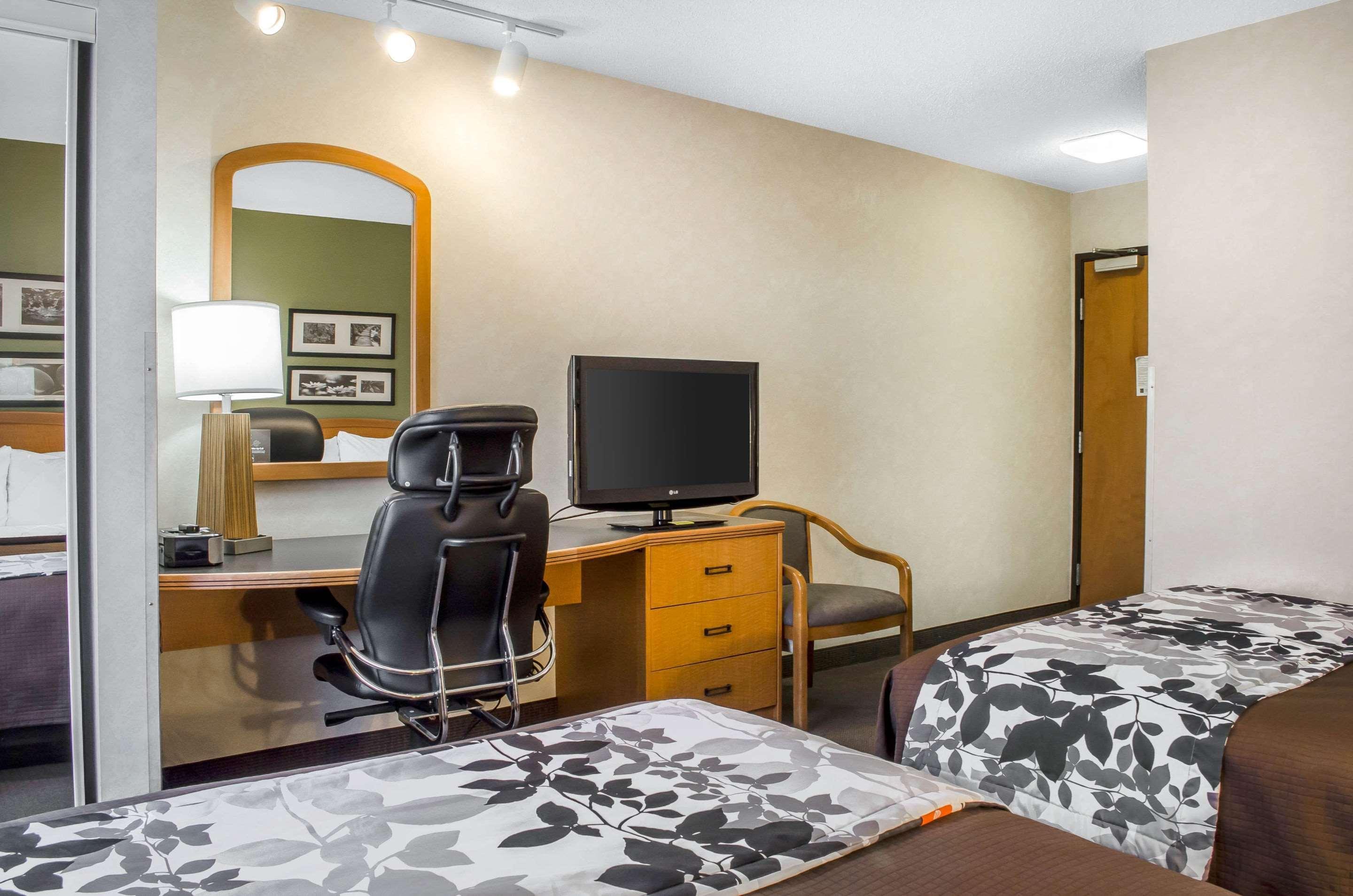 Sleep Inn & Suites Bensalem Dış mekan fotoğraf
